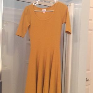 XS Mustard Lularoe Nicole dress